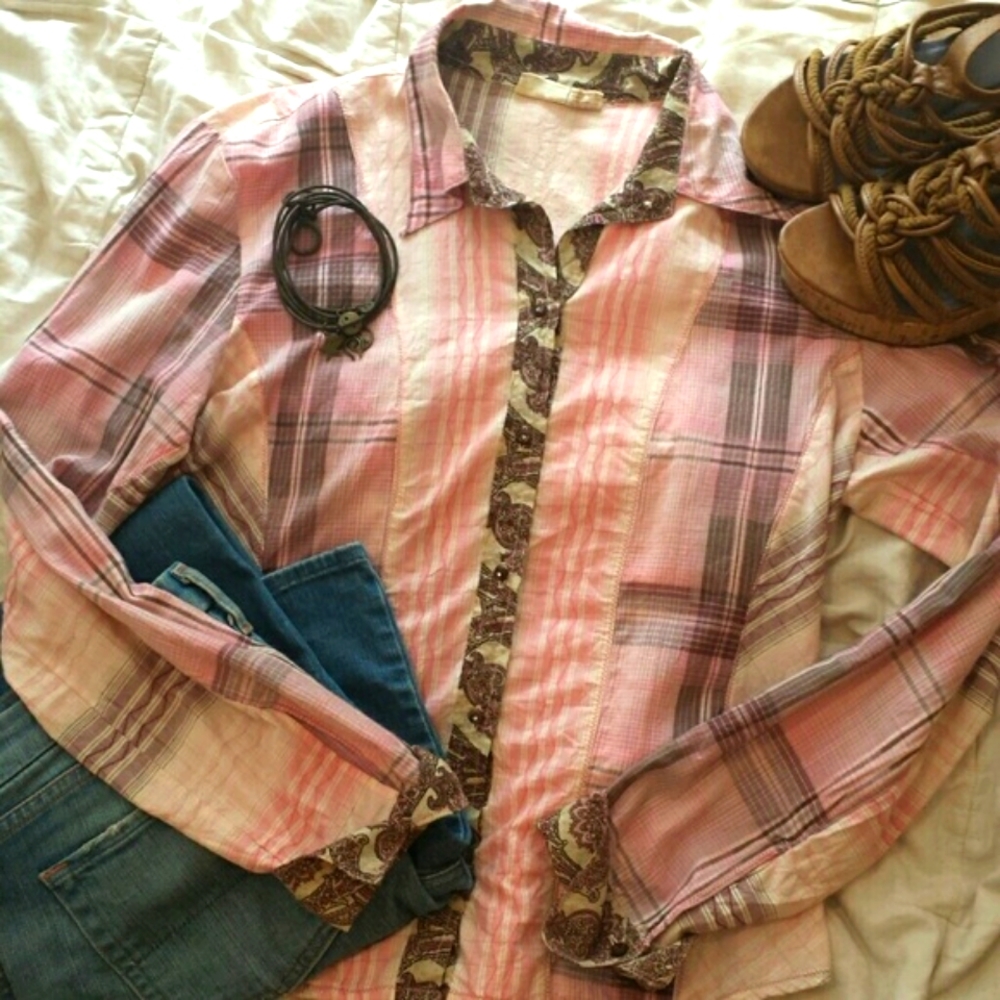Buckle shirt